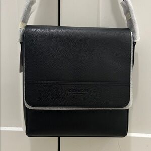 Coach (NWT) Houston Map Bag